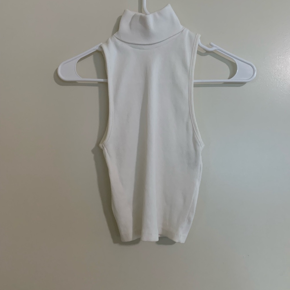 Zara S White Turtle Neck Tank Top
